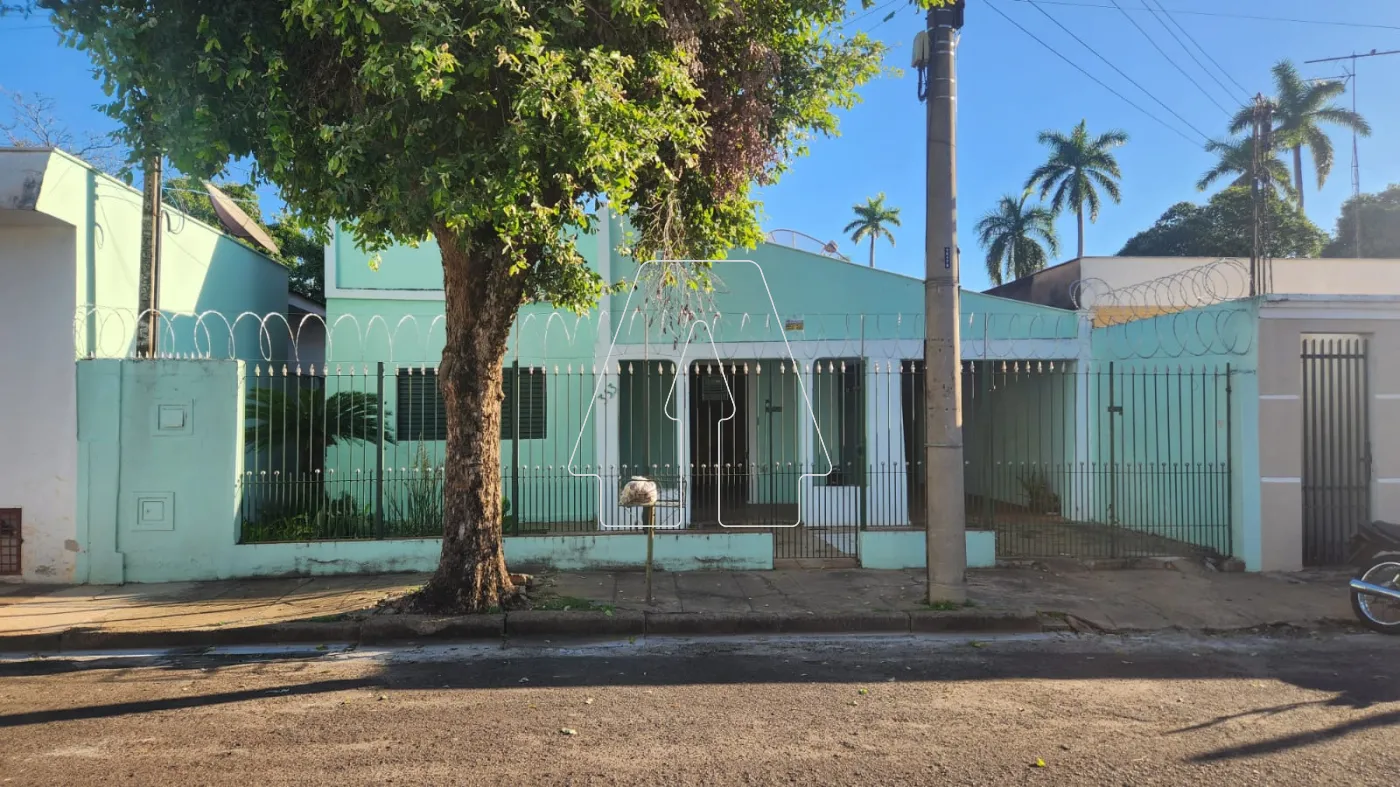Comprar Casa / Residencial em Ara&ccedil;atuba R$ 212.000,00 - Foto 1