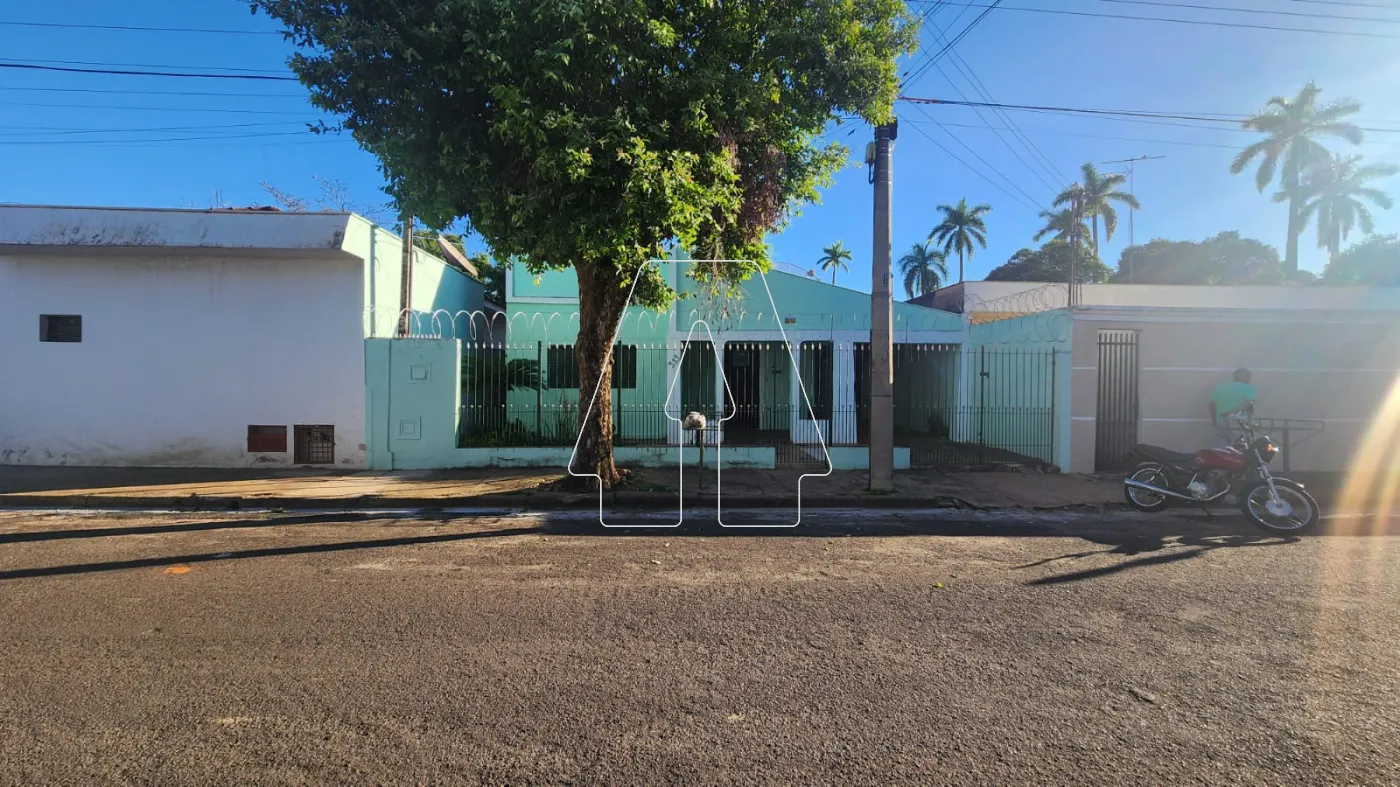 Comprar Casa / Residencial em Ara&ccedil;atuba R$ 212.000,00 - Foto 2