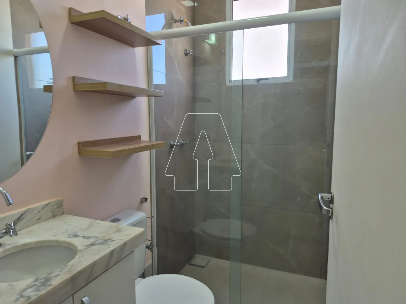 Alugar Apartamento / Padr&atilde;o em Ara&ccedil;atuba R$ 2.500,00 - Foto 10