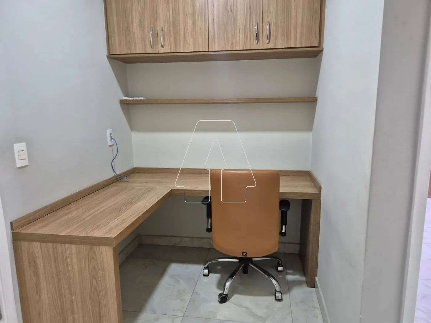 Alugar Apartamento / Padr&atilde;o em Ara&ccedil;atuba R$ 2.500,00 - Foto 21