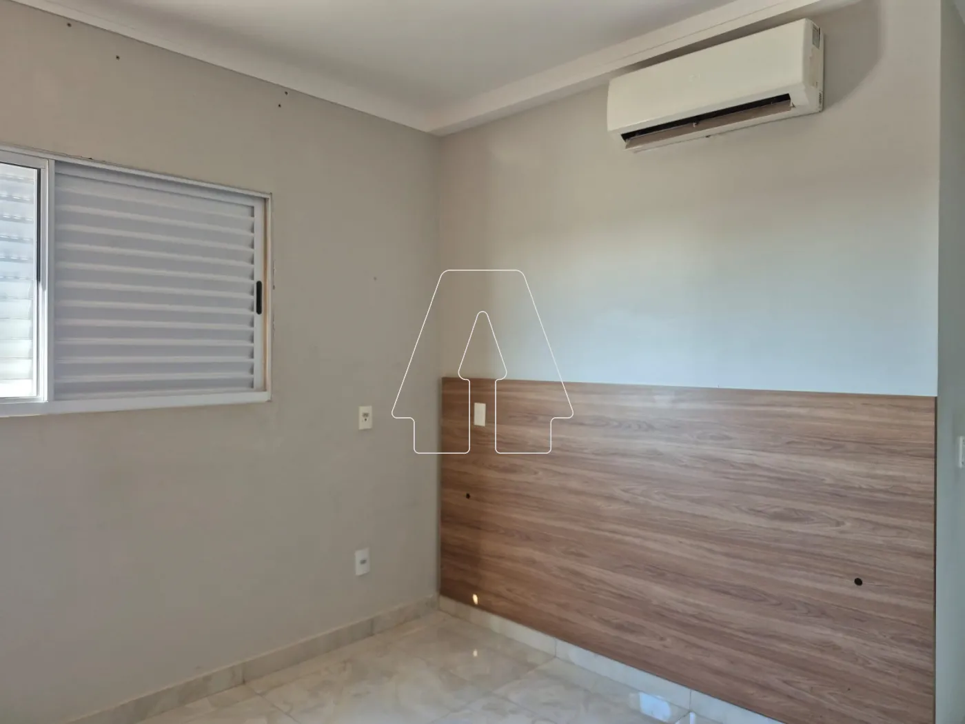 Alugar Apartamento / Padr&atilde;o em Ara&ccedil;atuba R$ 2.500,00 - Foto 22