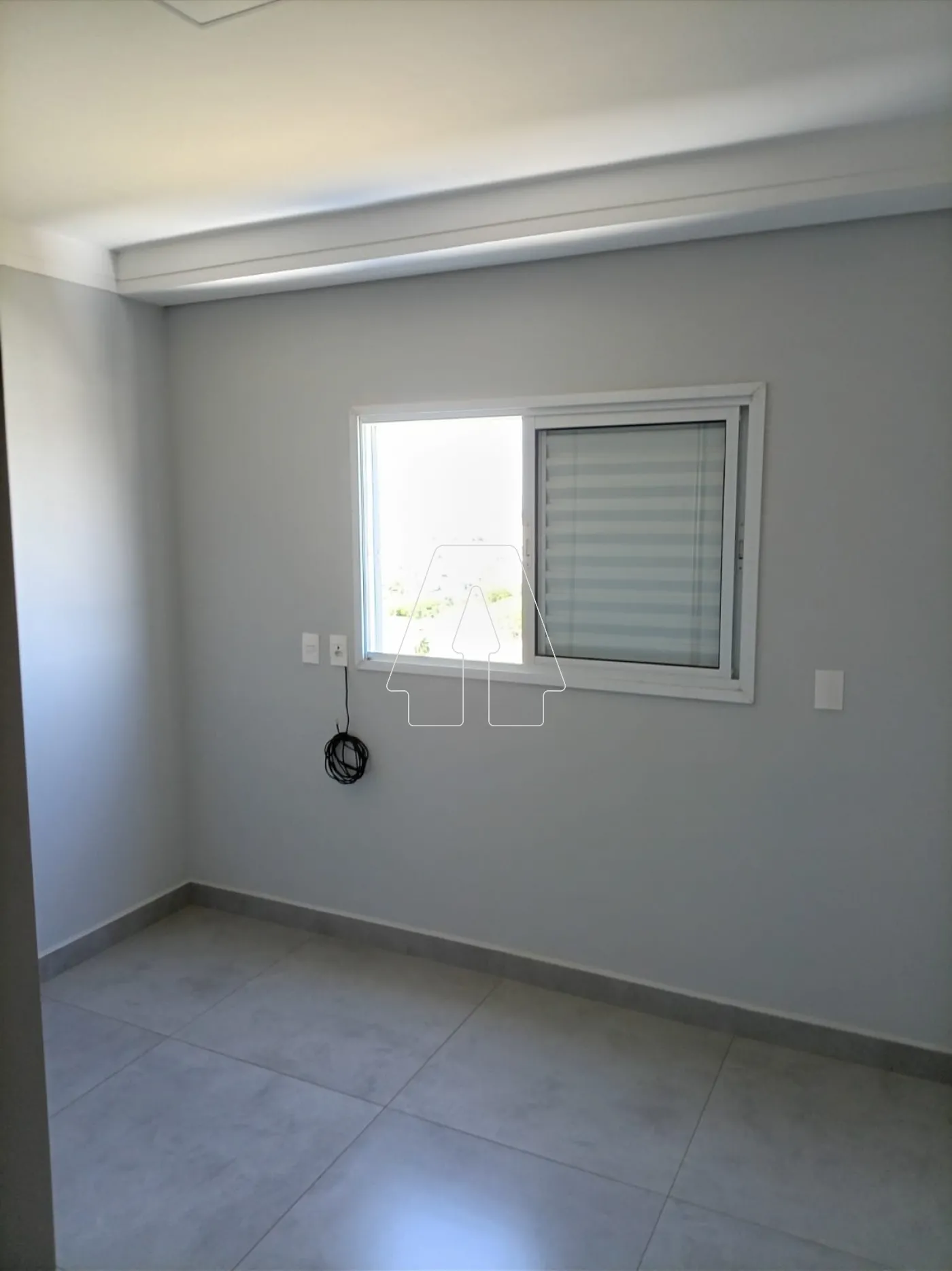 Alugar Apartamento / Padr&atilde;o em Ara&ccedil;atuba R$ 3.000,00 - Foto 8