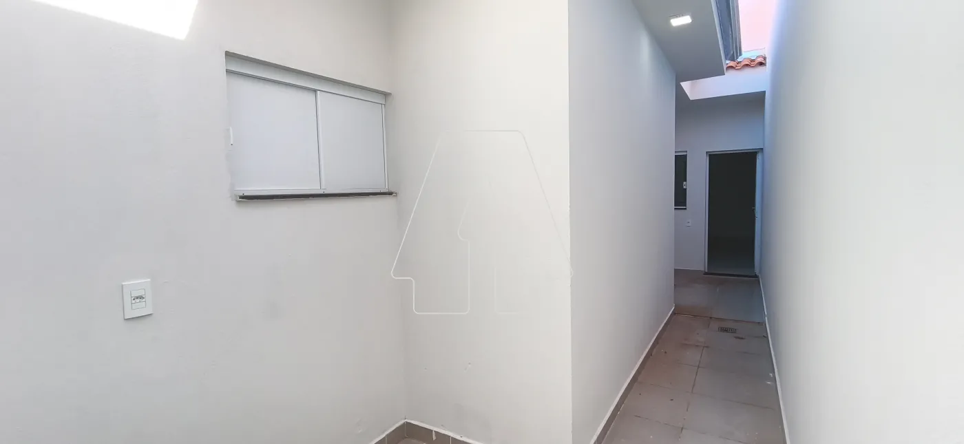 Comprar Casa / Residencial em Ara&ccedil;atuba R$ 365.000,00 - Foto 8