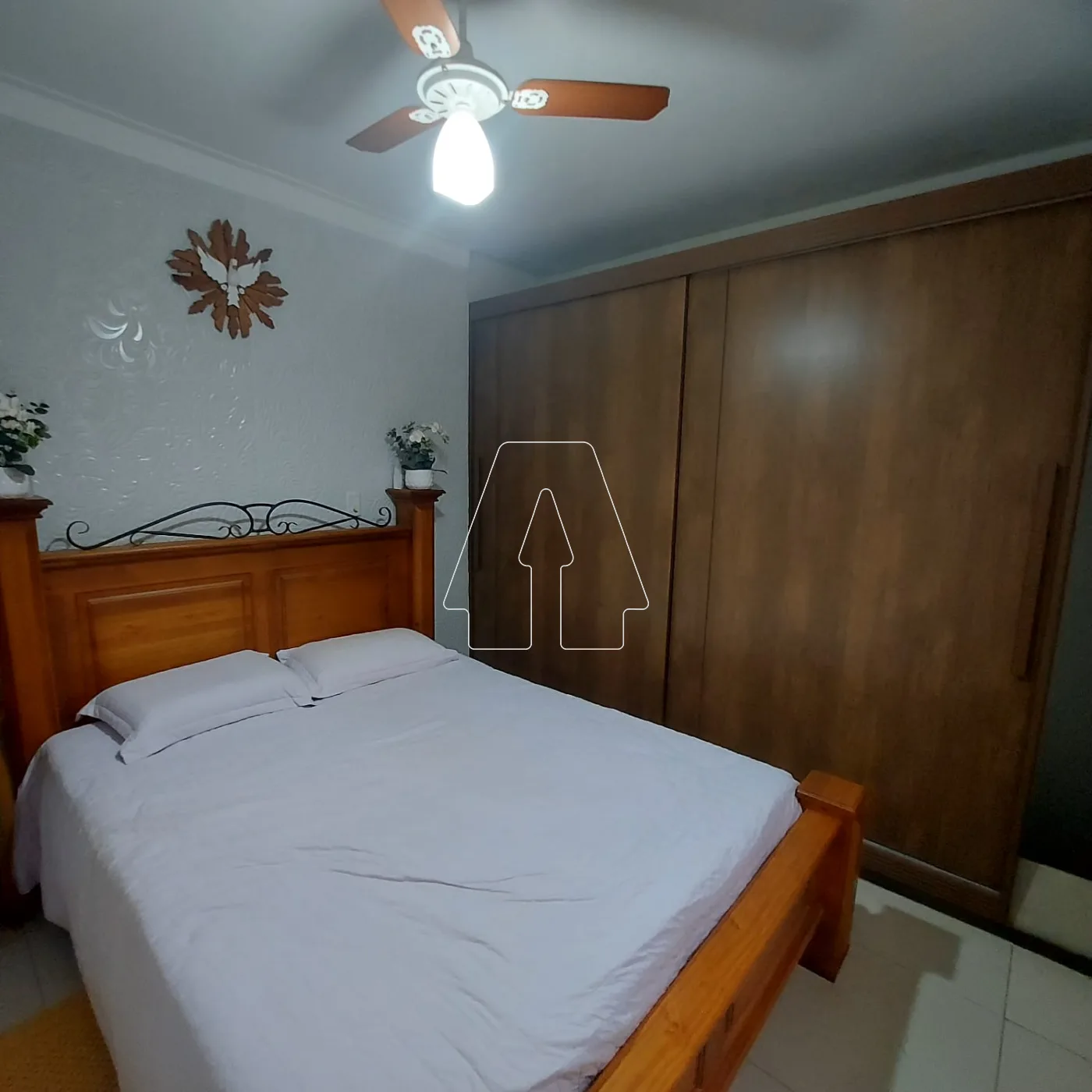 Comprar Casa / Residencial em Ara&ccedil;atuba R$ 520.000,00 - Foto 8