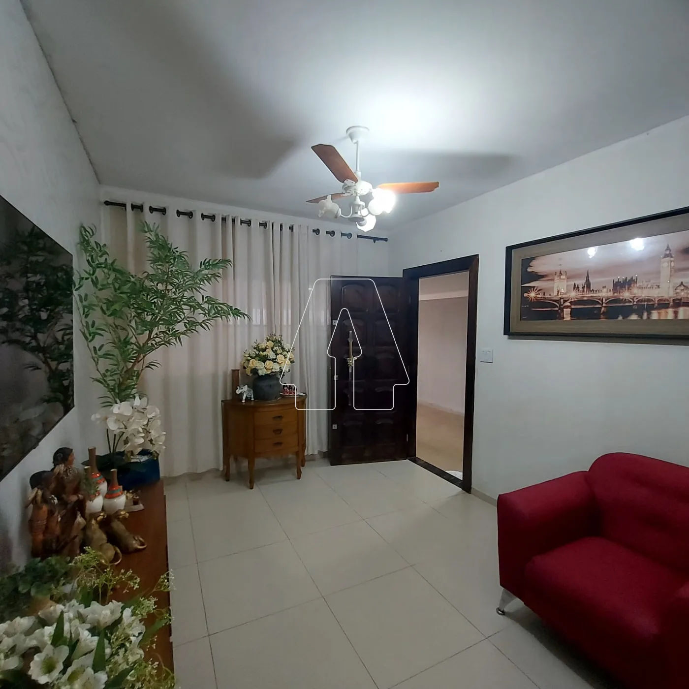 Comprar Casa / Residencial em Ara&ccedil;atuba R$ 520.000,00 - Foto 2
