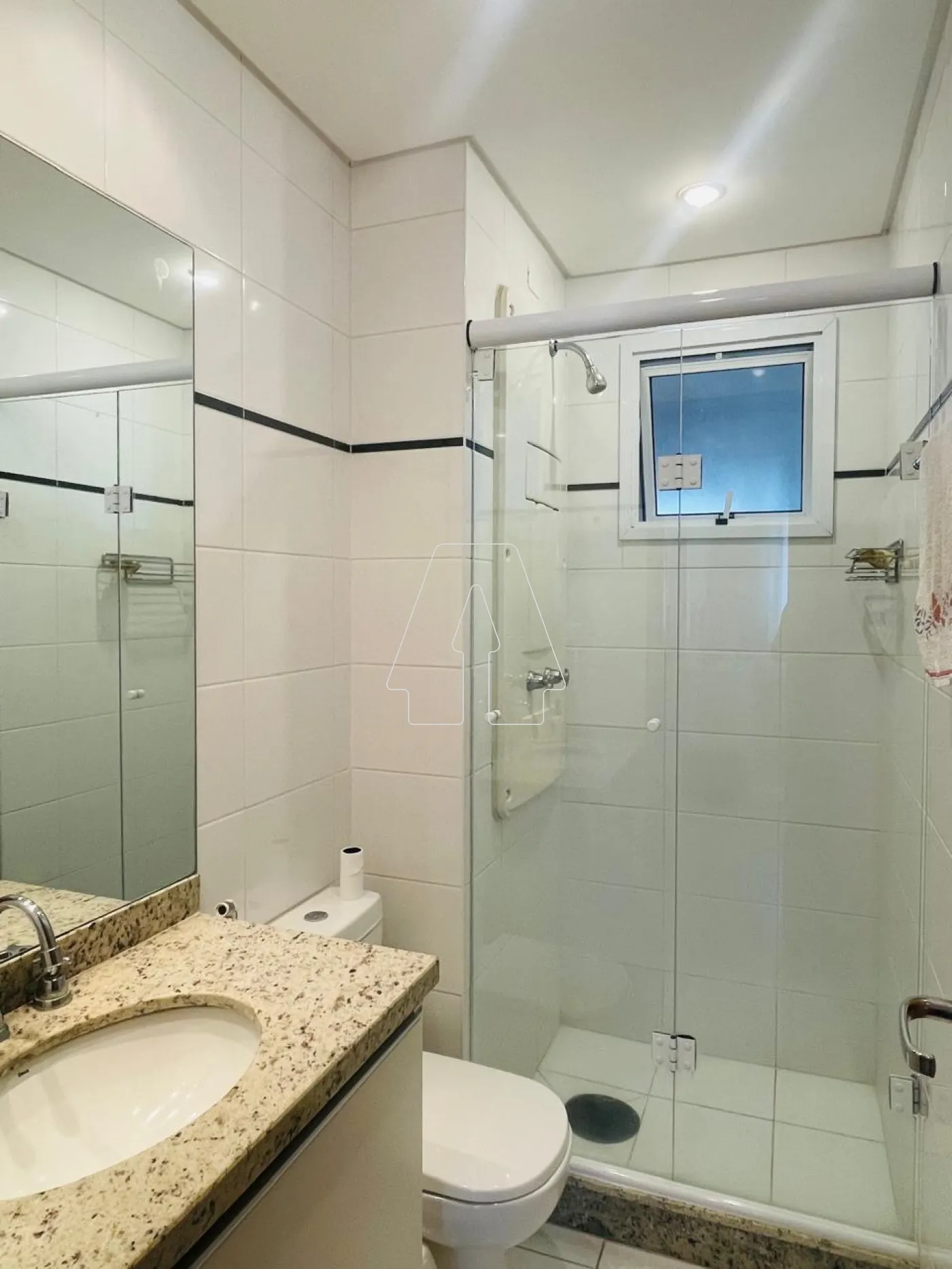 Comprar Apartamento / Padr&atilde;o em Ara&ccedil;atuba - Foto 18