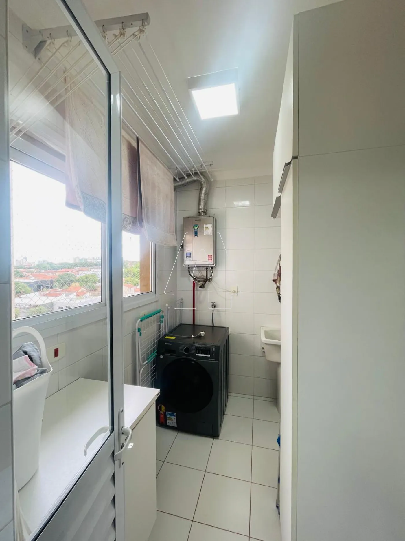 Comprar Apartamento / Padr&atilde;o em Ara&ccedil;atuba - Foto 19