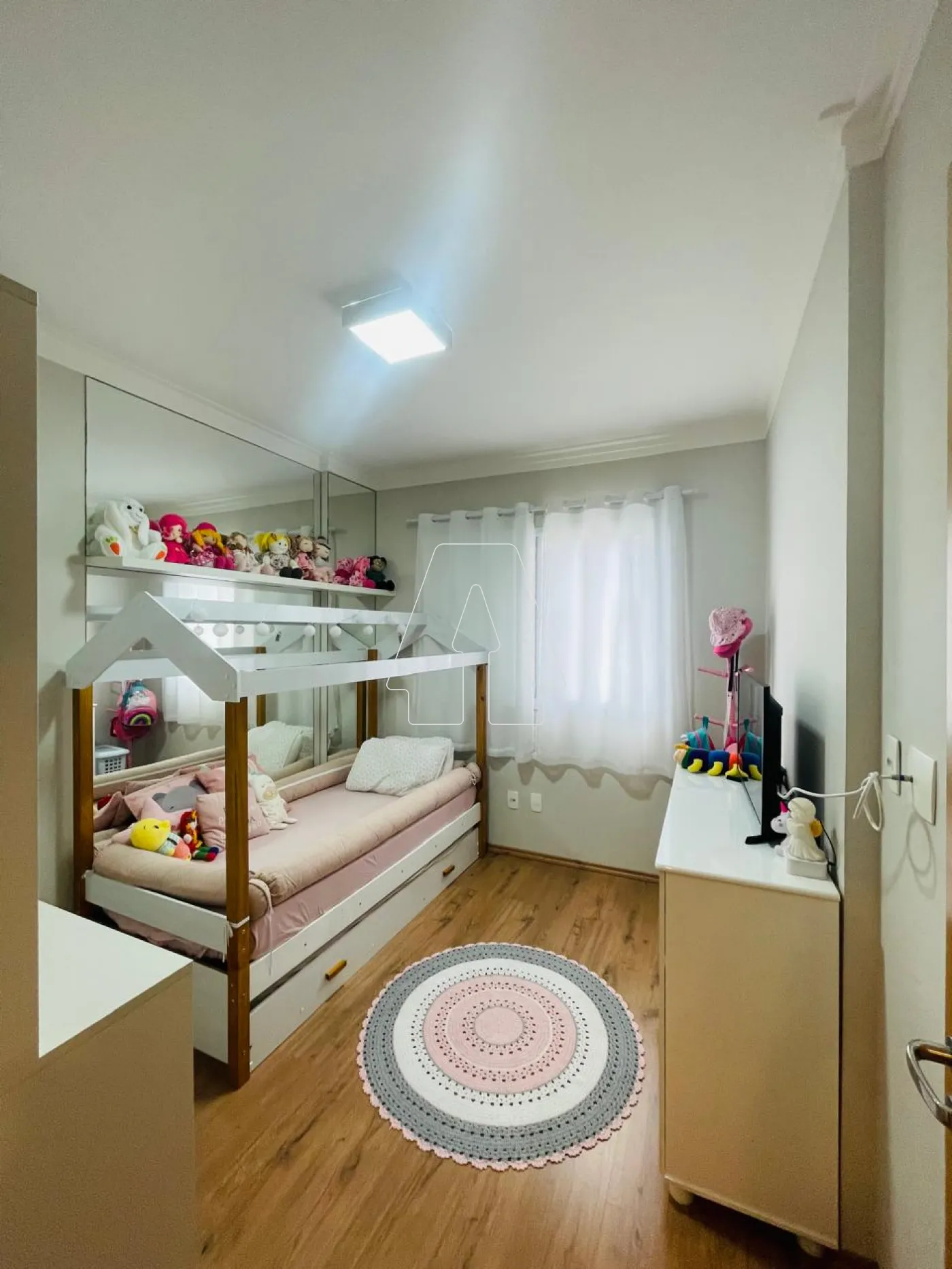 Comprar Apartamento / Padr&atilde;o em Ara&ccedil;atuba - Foto 11