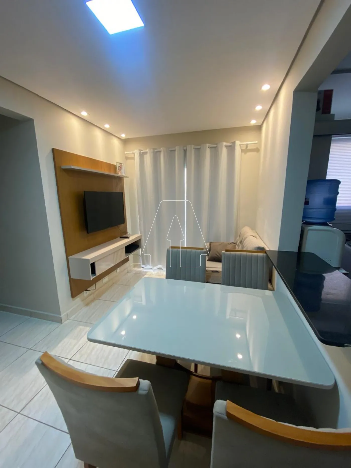Comprar Apartamento / Padr&atilde;o em Ara&ccedil;atuba R$ 175.000,00 - Foto 1