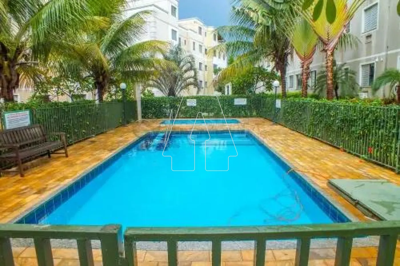 Comprar Apartamento / Padr&atilde;o em Ara&ccedil;atuba R$ 175.000,00 - Foto 22