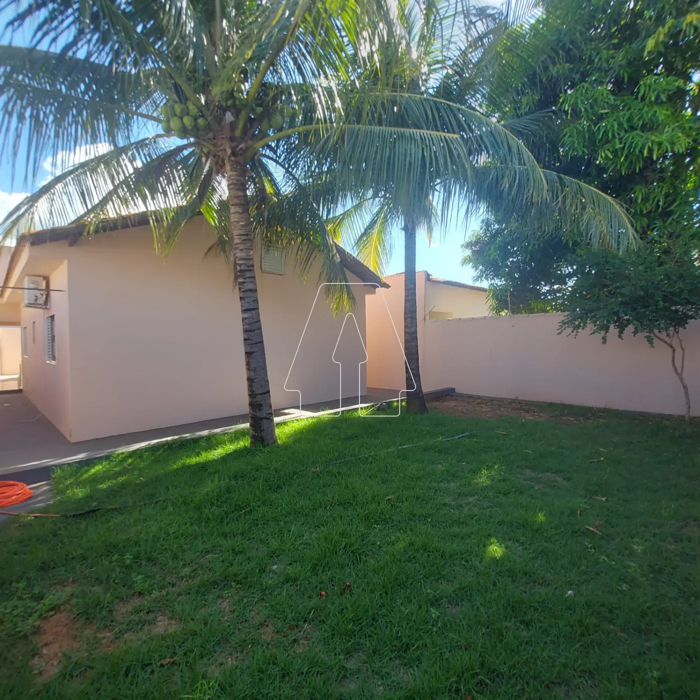 Alugar Casa / Residencial em Ara&ccedil;atuba R$ 1.900,00 - Foto 23