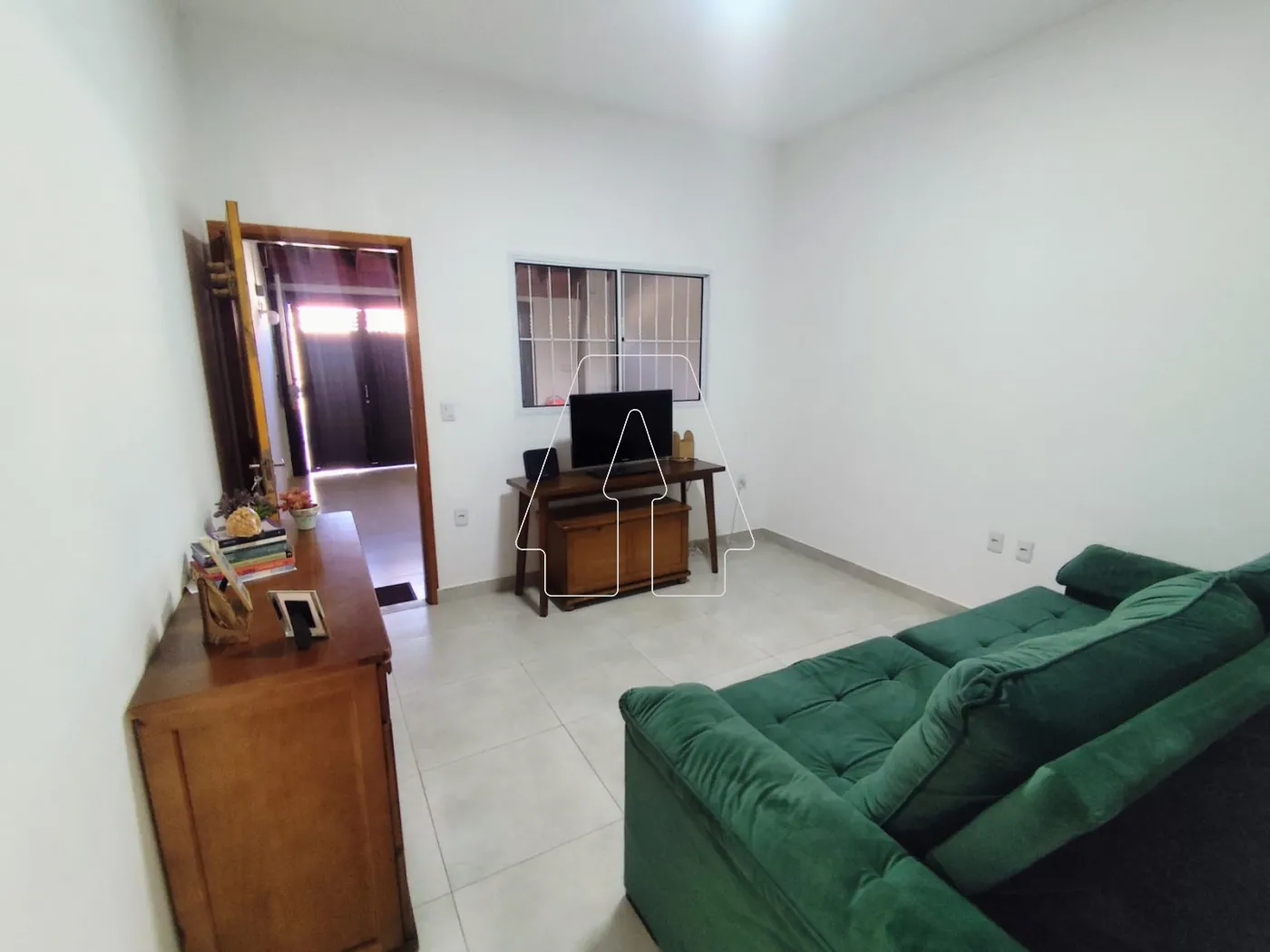 Comprar Casa / Residencial em Ara&ccedil;atuba R$ 320.000,00 - Foto 7
