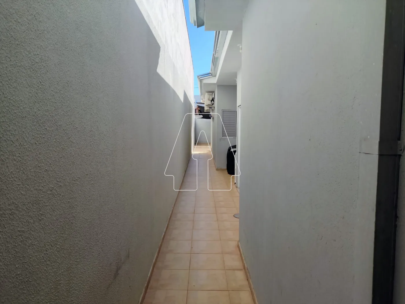 Comprar Casa / Residencial em Ara&ccedil;atuba R$ 320.000,00 - Foto 24