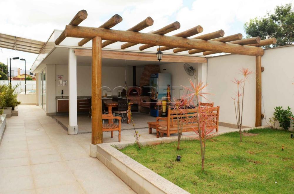 Alugar Apartamento / Padr&atilde;o em Ara&ccedil;atuba R$ 2.700,00 - Foto 29