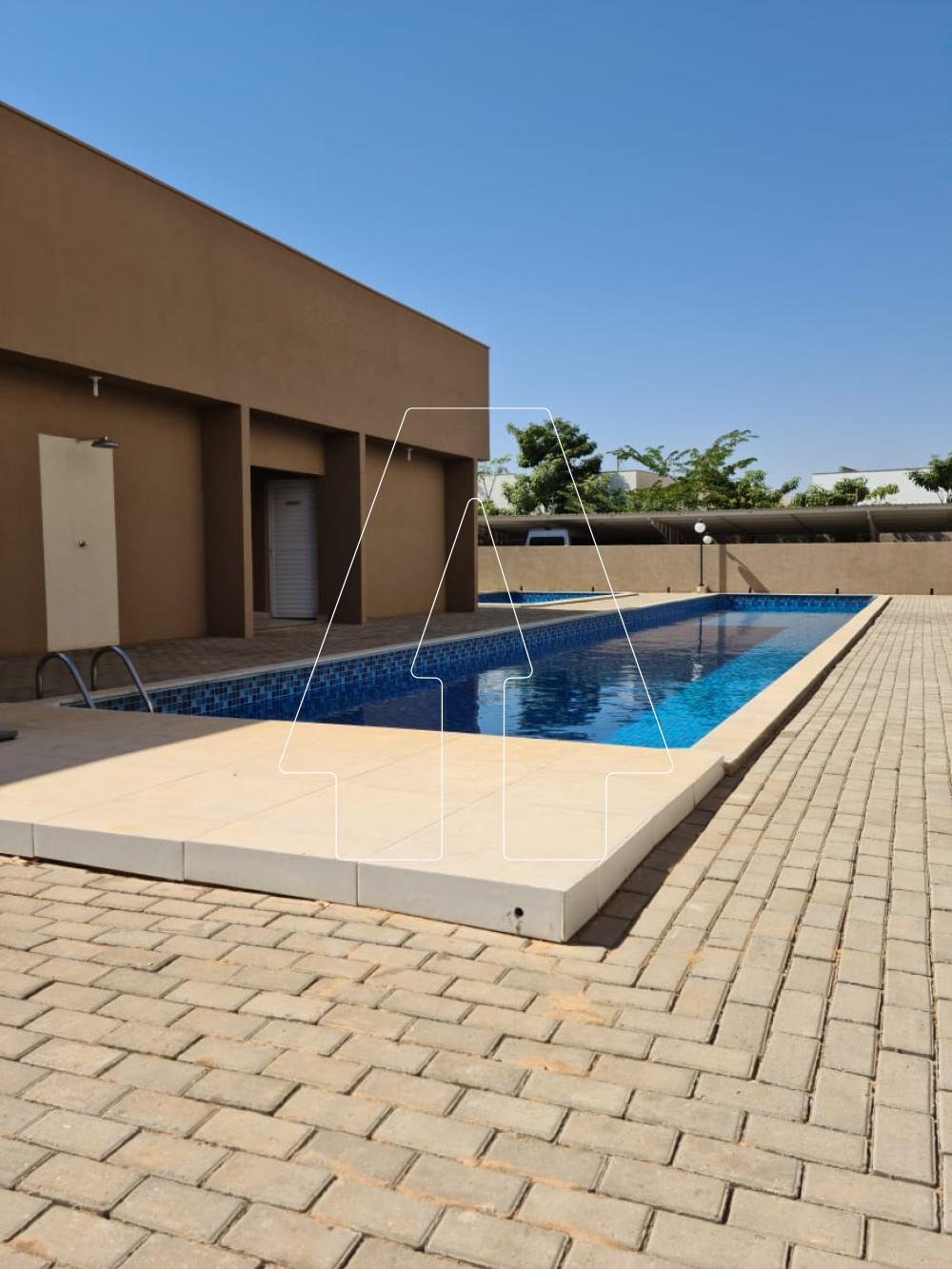 Alugar Apartamento / Padr&atilde;o em Ara&ccedil;atuba R$ 2.000,00 - Foto 15
