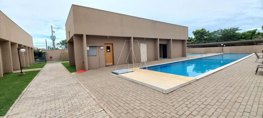 Alugar Apartamento / Padr&atilde;o em Ara&ccedil;atuba R$ 2.000,00 - Foto 17