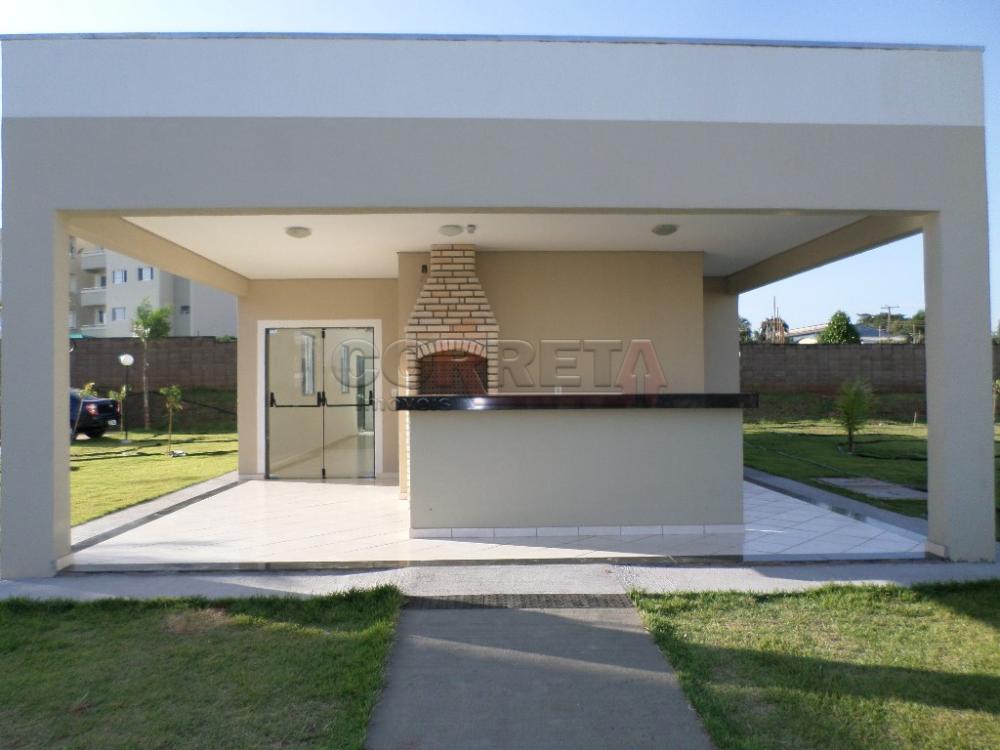 Alugar Apartamento / Padr&atilde;o em Ara&ccedil;atuba R$ 1.200,00 - Foto 17