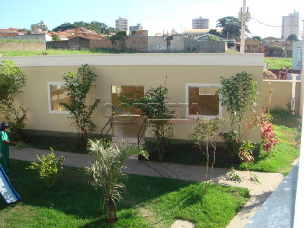 Alugar Apartamento / Padr&atilde;o em Ara&ccedil;atuba R$ 950,00 - Foto 19