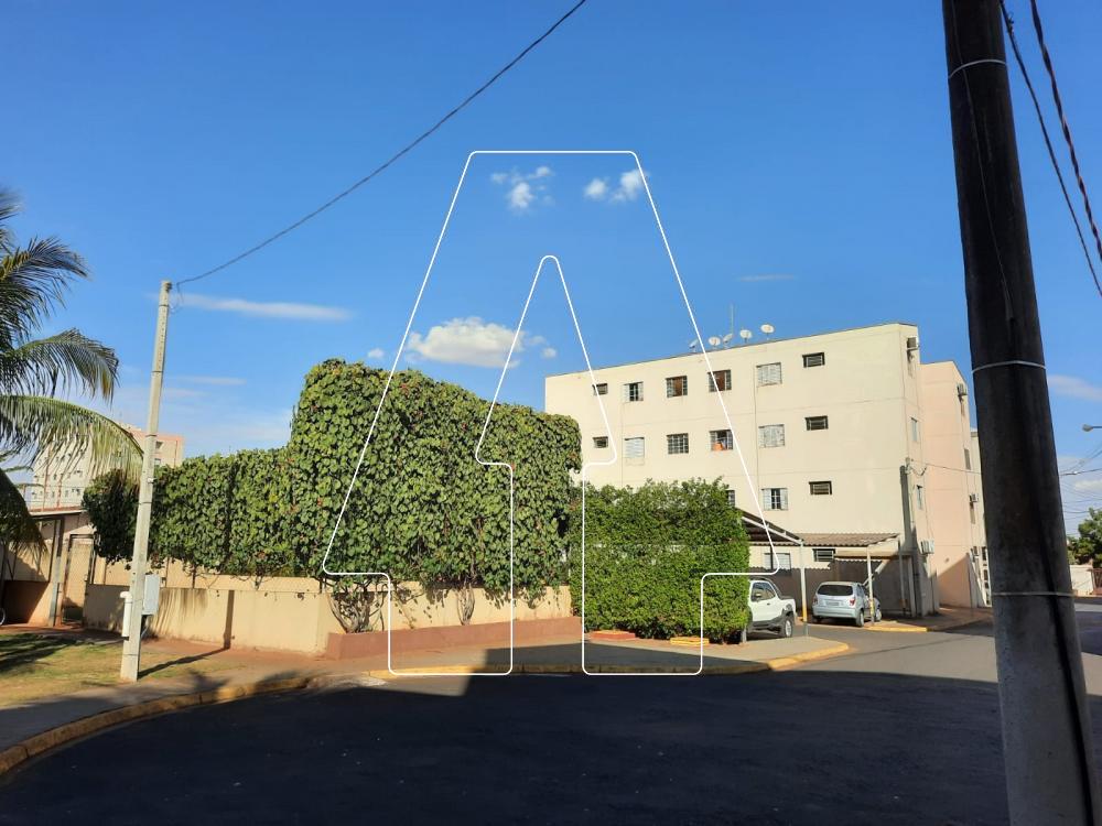 Alugar Apartamento / Padr&atilde;o em Ara&ccedil;atuba R$ 1.100,00 - Foto 16