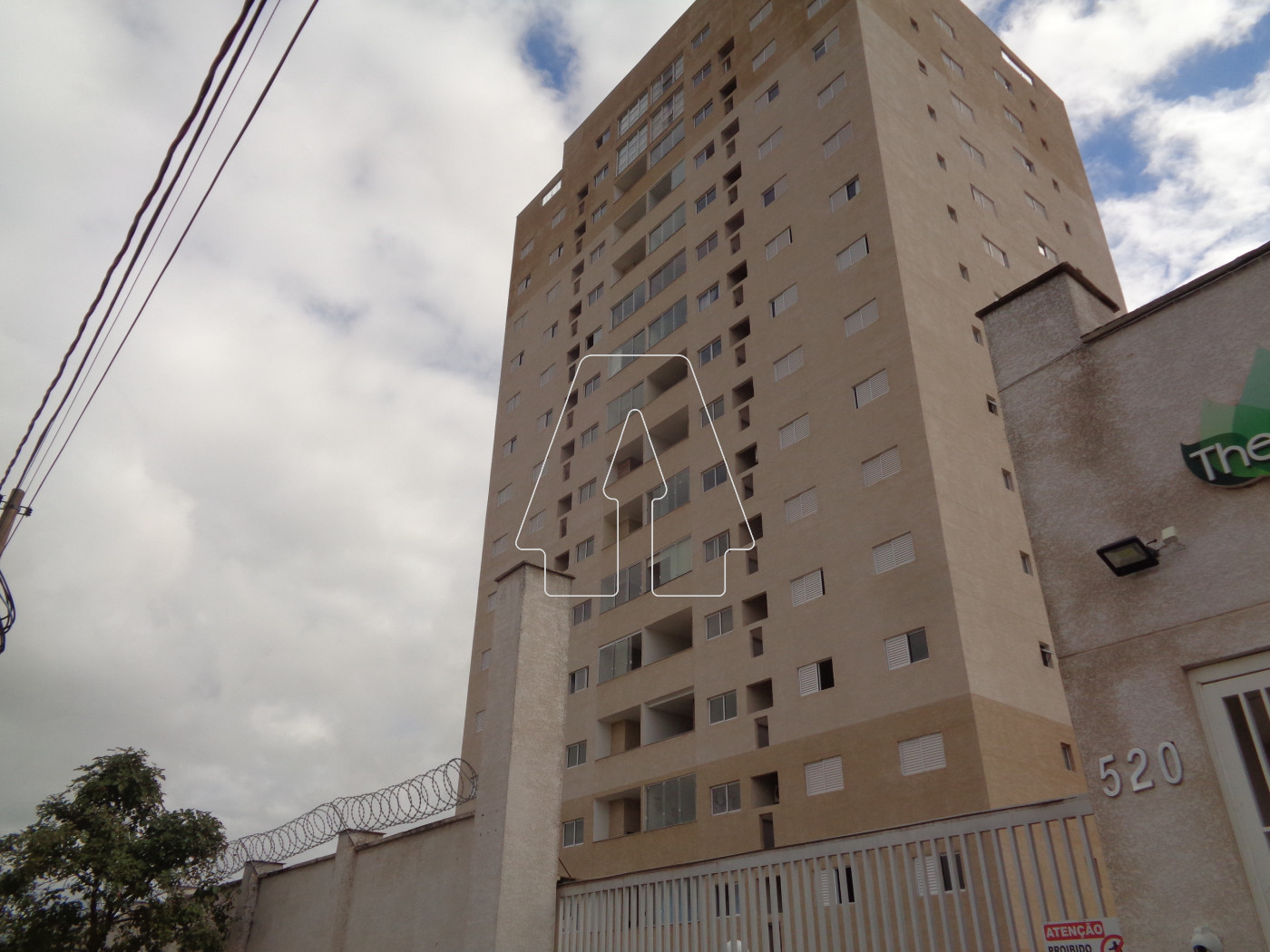 Alugar Apartamento / Padr&atilde;o em Ara&ccedil;atuba R$ 2.500,00 - Foto 28
