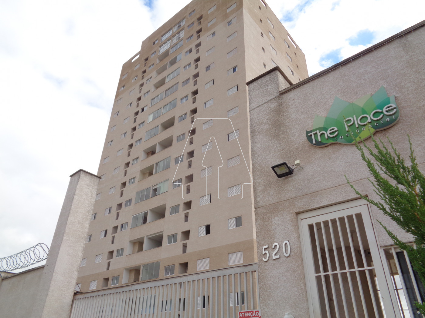 Alugar Apartamento / Padr&atilde;o em Ara&ccedil;atuba R$ 2.500,00 - Foto 26