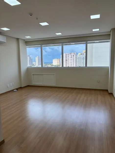 Aracatuba Centro Comercial Locacao R$ 1.800,00 Condominio R$550,00  1 Vaga Area construida 38.83m2
