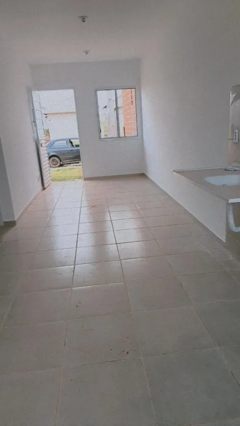 Aracatuba Residencial Luis Fernando de Arruda Ramos Casa Locacao R$ 800,00 2 Dormitorios 1 Vaga Area do terreno 140.00m2 Area construida 47.49m2