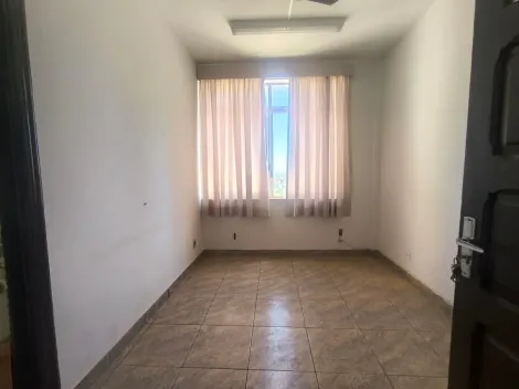 Aracatuba Centro Comercial Locacao R$ 500,00 Condominio R$170,00  Area do terreno 592.90m2 Area construida 56.70m2