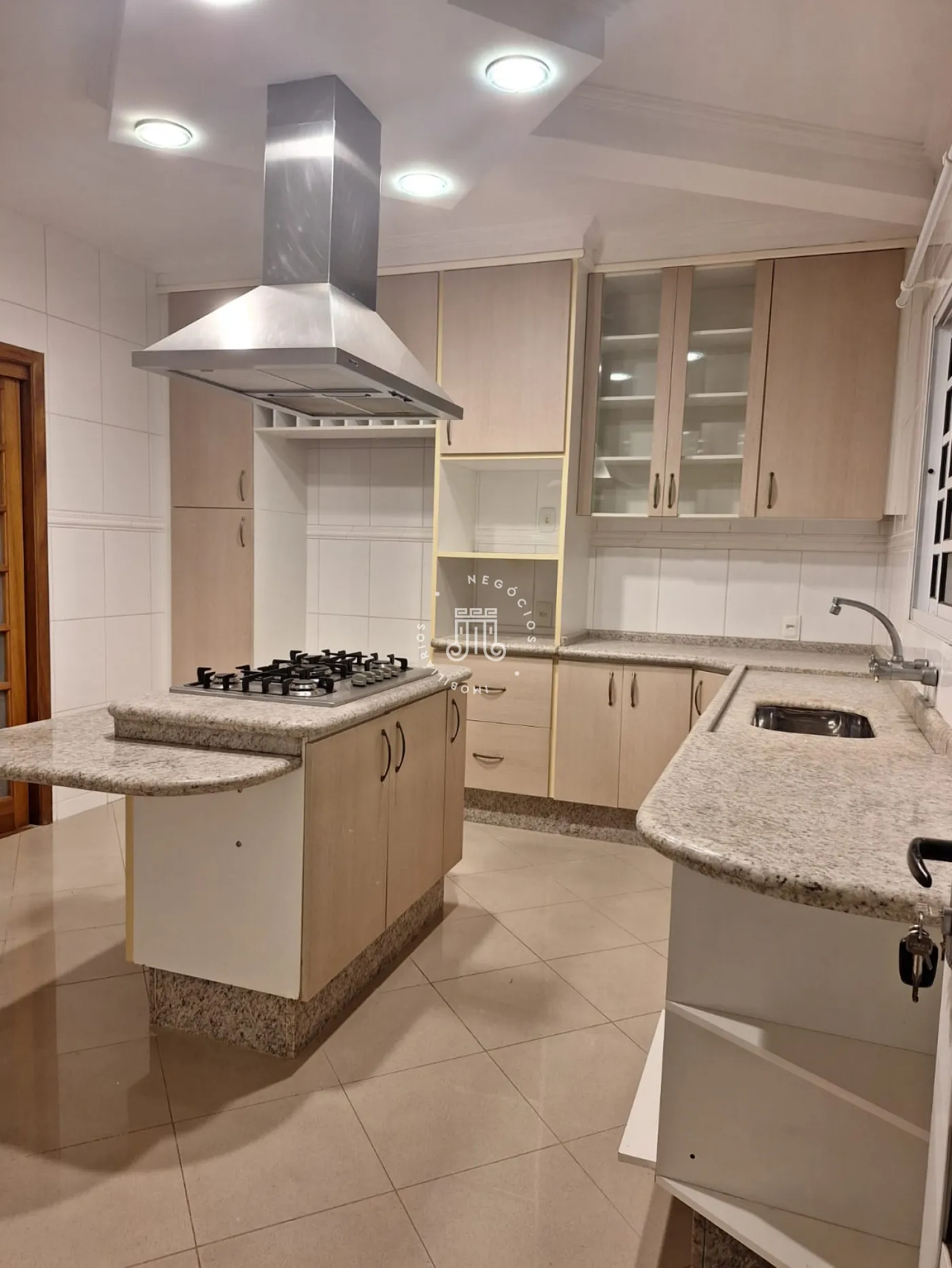 Alugar Casa / Sobrado em Jundia&iacute; R$ 2.800,00 - Foto 4