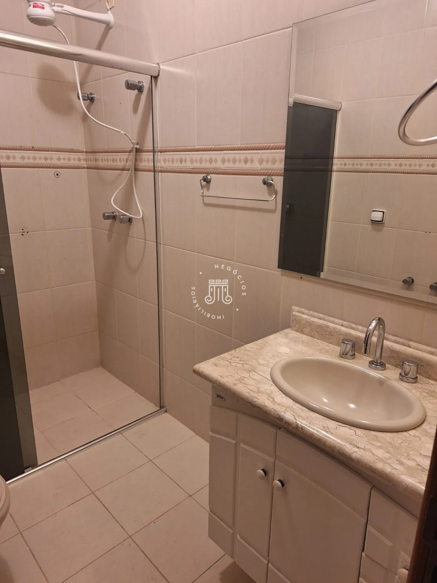 Alugar Casa / Sobrado em Jundia&iacute; R$ 2.800,00 - Foto 9