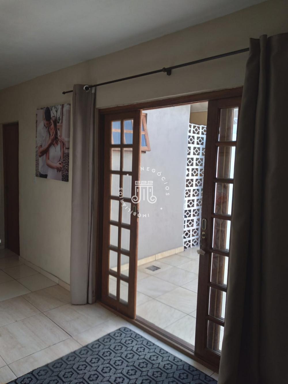 Comprar Casa / Padr&atilde;o em V&aacute;rzea Paulista R$ 629.000,00 - Foto 16