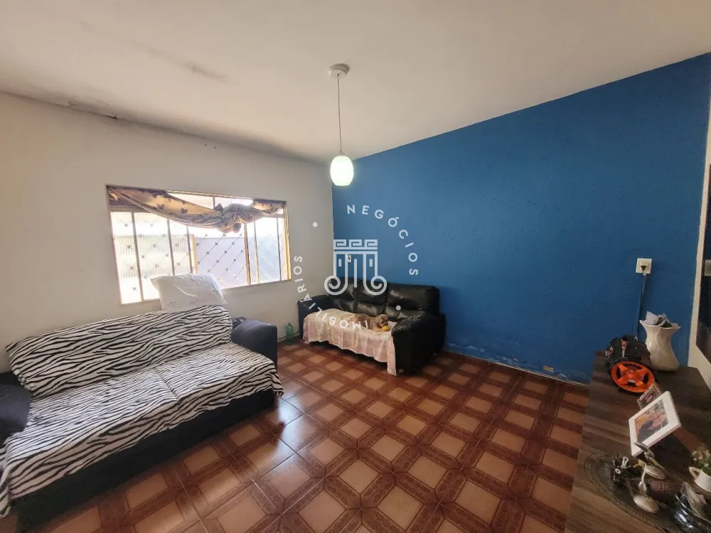 Comprar Casa / Padr&atilde;o em V&aacute;rzea Paulista R$ 400.000,00 - Foto 1