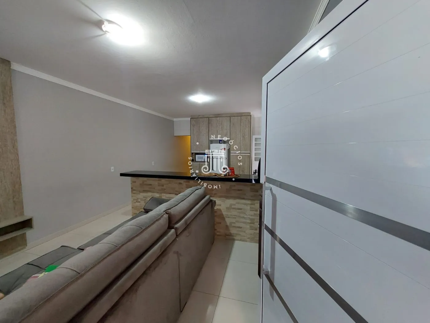 Comprar Casa / Sobrado em V&aacute;rzea Paulista R$ 430.000,00 - Foto 3
