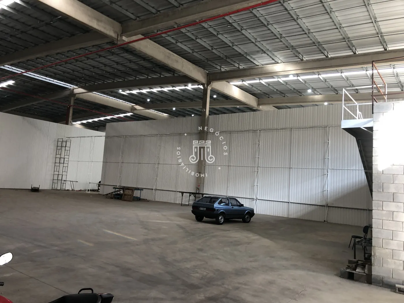 Alugar Comercial / Galp&atilde;o em V&aacute;rzea Paulista R$ 35.200,00 - Foto 3