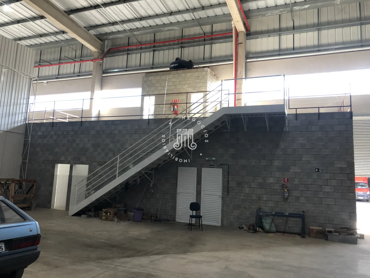 Alugar Comercial / Galp&atilde;o em V&aacute;rzea Paulista R$ 35.200,00 - Foto 4