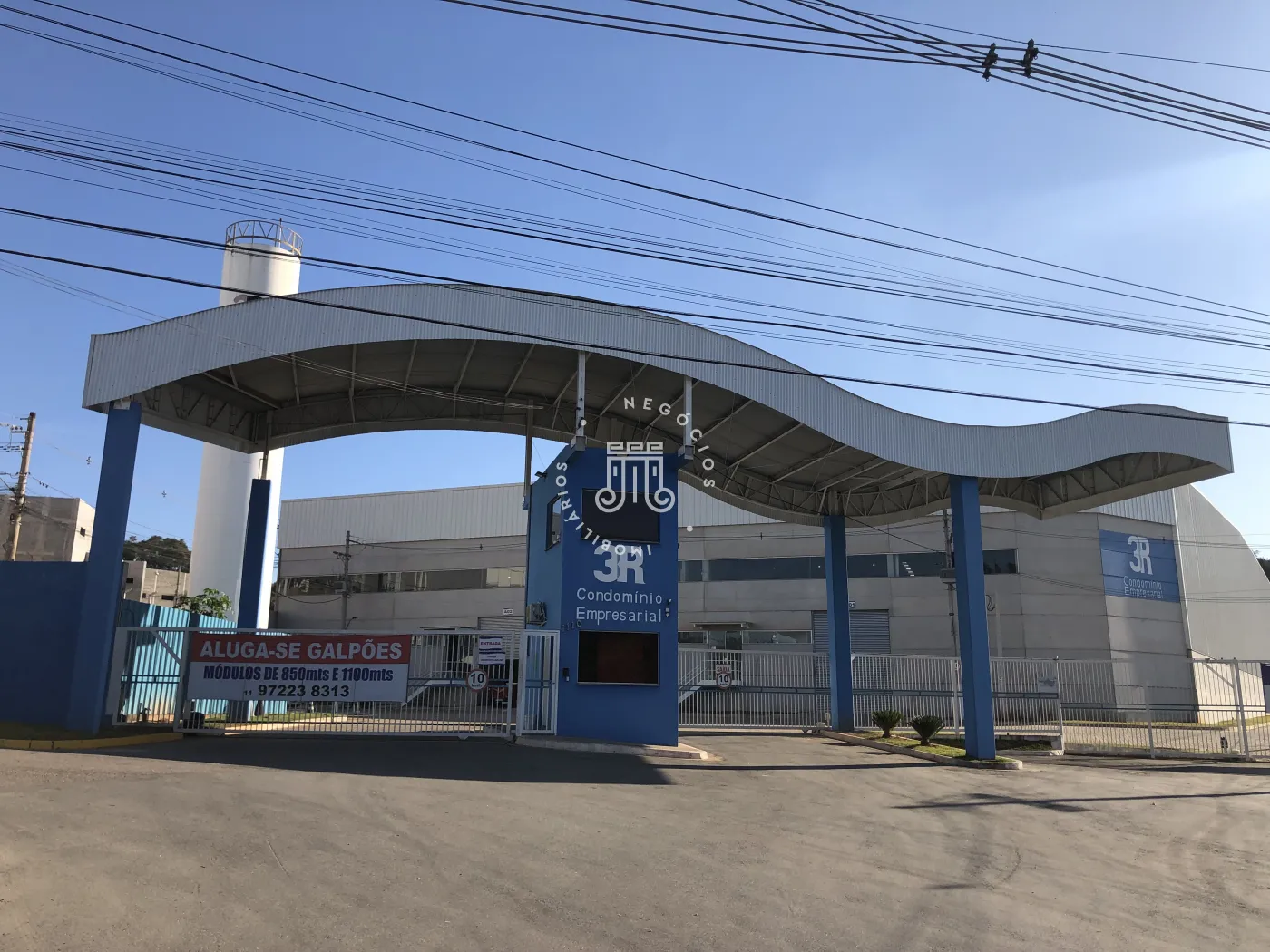 Alugar Comercial / Galp&atilde;o em V&aacute;rzea Paulista R$ 35.200,00 - Foto 1