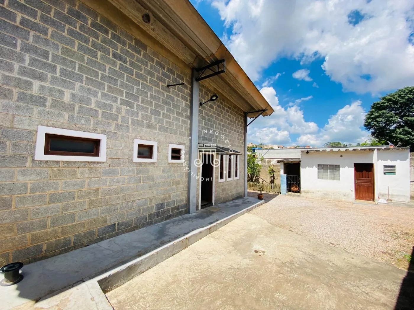 Alugar Comercial / Galp&atilde;o em V&aacute;rzea Paulista R$ 12.000,00 - Foto 3