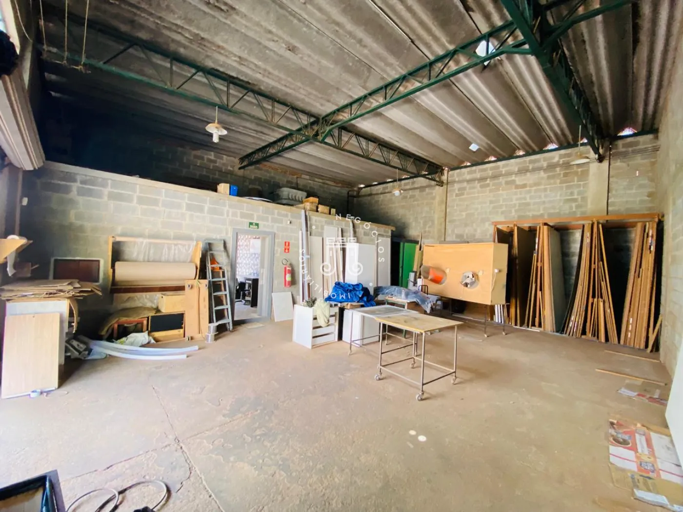 Alugar Comercial / Galp&atilde;o em V&aacute;rzea Paulista R$ 12.000,00 - Foto 8