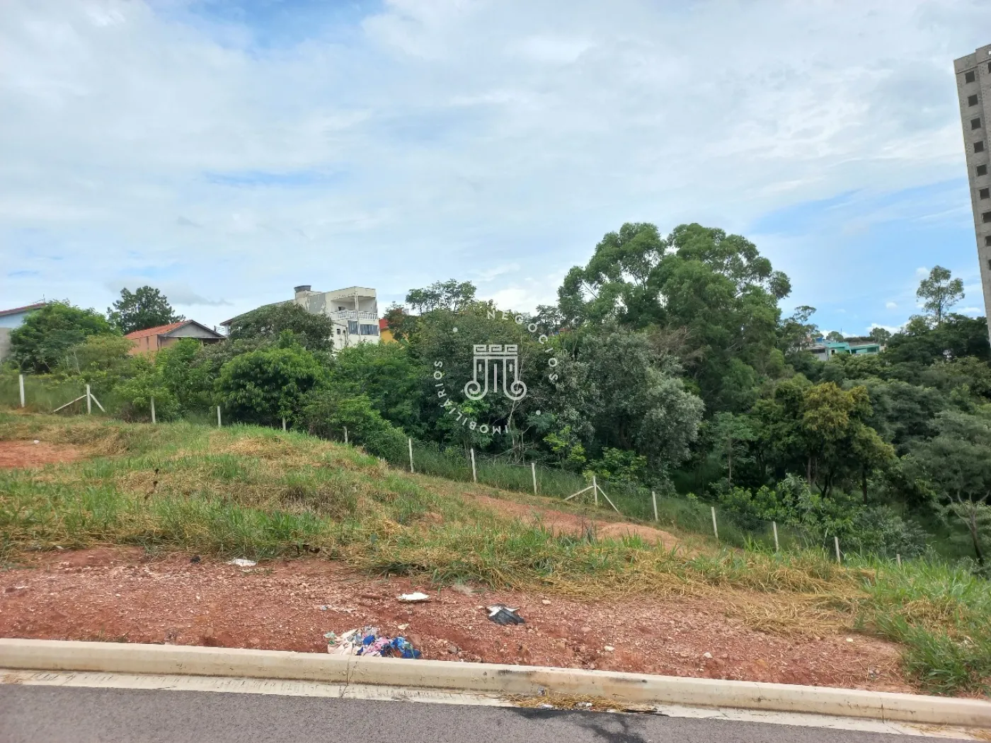 Comprar Terreno / Padr&atilde;o em V&aacute;rzea Paulista R$ 150.000,00 - Foto 1