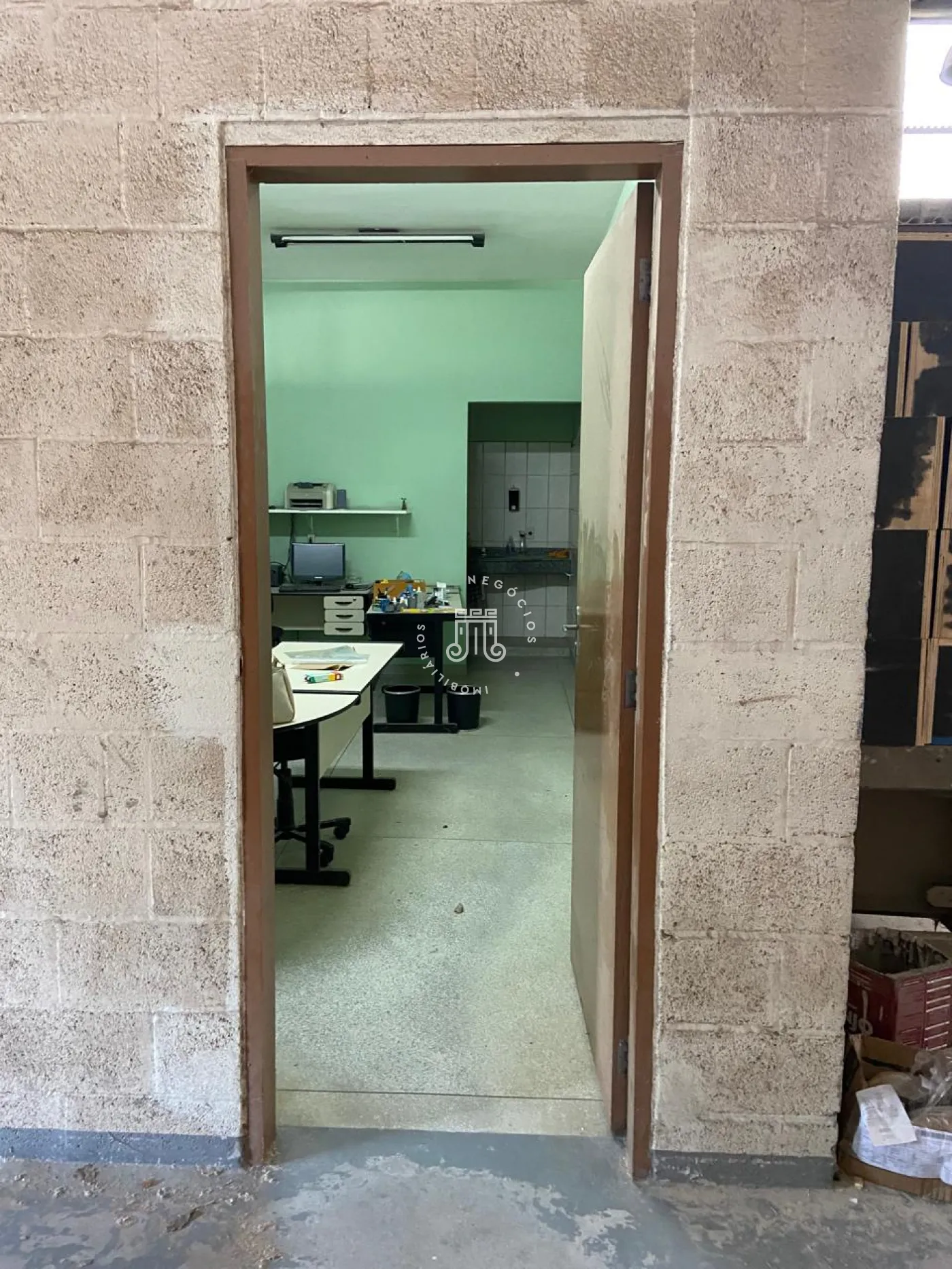 Alugar Comercial / Galp&atilde;o em V&aacute;rzea Paulista R$ 7.000,00 - Foto 10