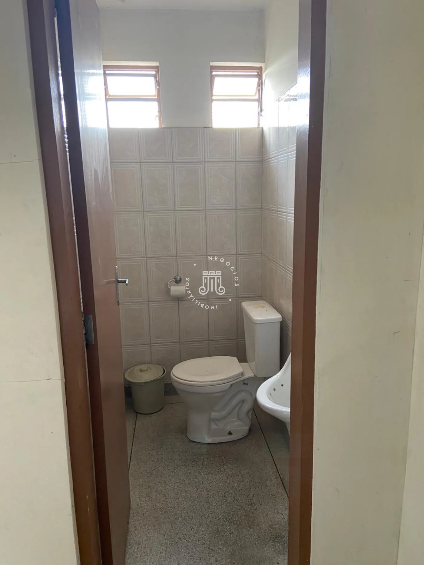 Alugar Comercial / Galp&atilde;o em V&aacute;rzea Paulista R$ 7.000,00 - Foto 23