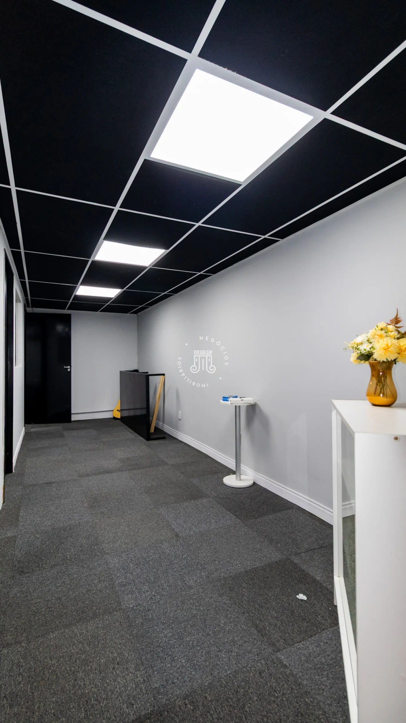 Alugar Comercial / Galp&atilde;o em V&aacute;rzea Paulista R$ 10.000,00 - Foto 20