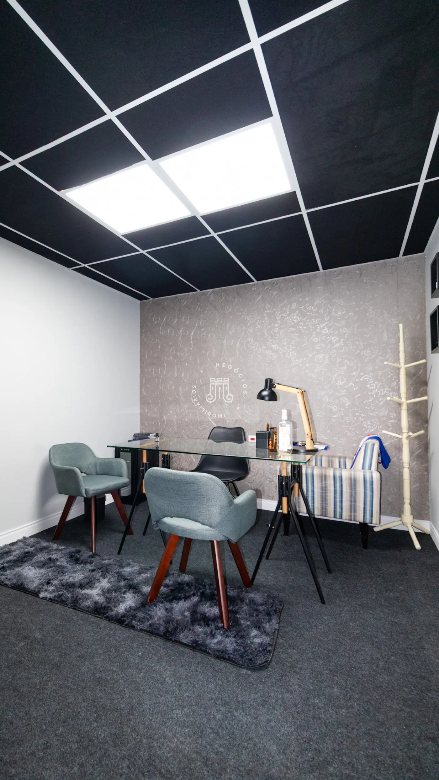 Alugar Comercial / Galp&atilde;o em V&aacute;rzea Paulista R$ 10.000,00 - Foto 24