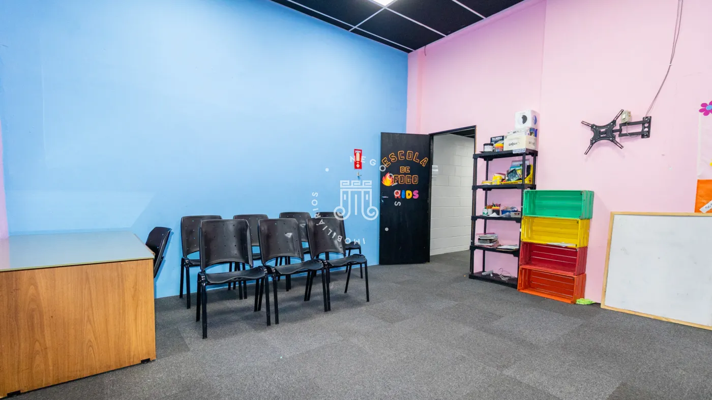 Alugar Comercial / Galp&atilde;o em V&aacute;rzea Paulista R$ 10.000,00 - Foto 29