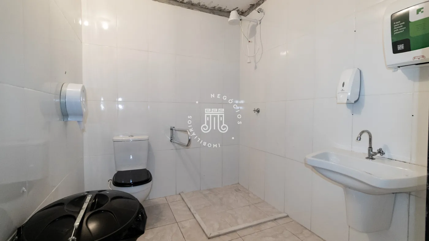 Alugar Comercial / Galp&atilde;o em V&aacute;rzea Paulista R$ 10.000,00 - Foto 34