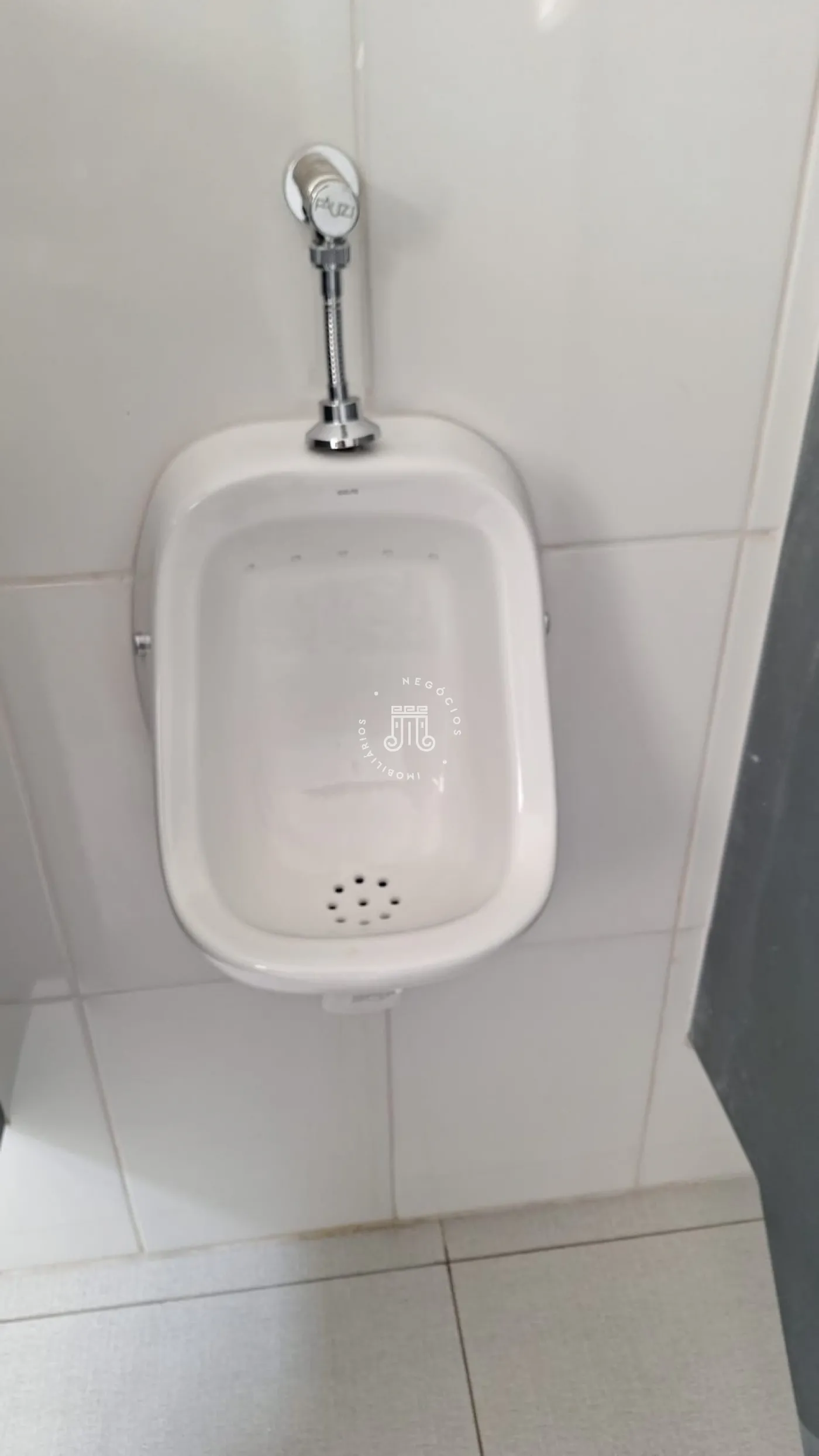 Alugar Comercial / Galpao Condominio em V&aacute;rzea Paulista R$ 23.760,00 - Foto 8