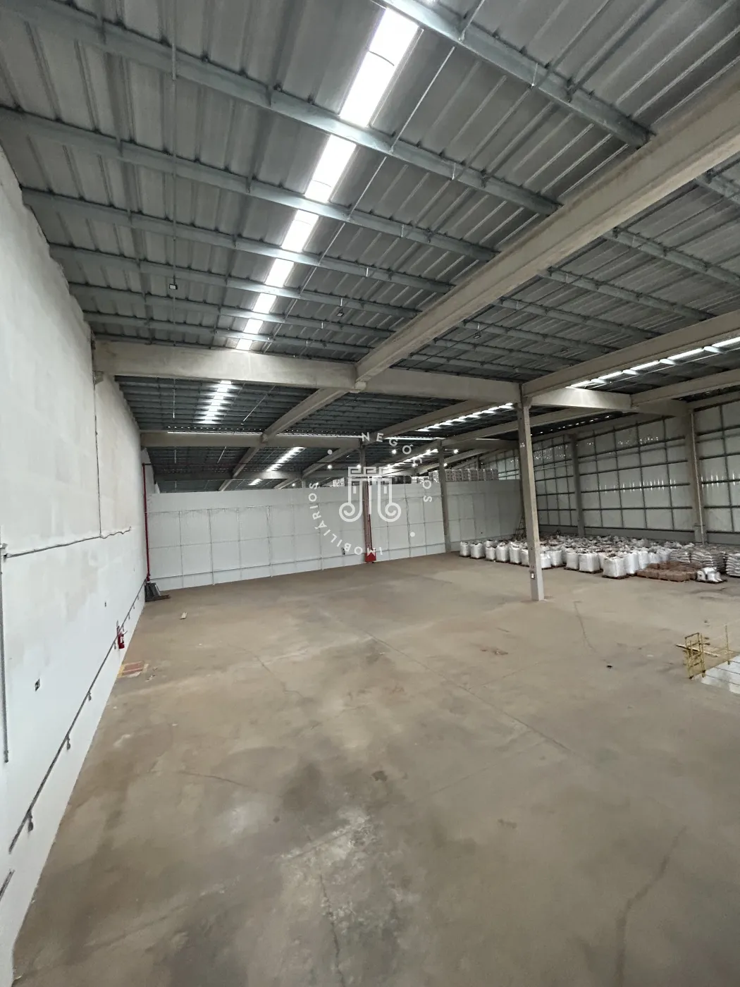 Alugar Comercial / Galpao Condominio em V&aacute;rzea Paulista R$ 35.200,00 - Foto 29