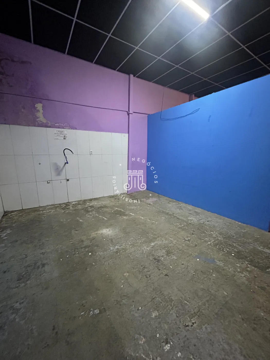 Alugar Comercial / Galp&atilde;o em V&aacute;rzea Paulista R$ 10.000,00 - Foto 19