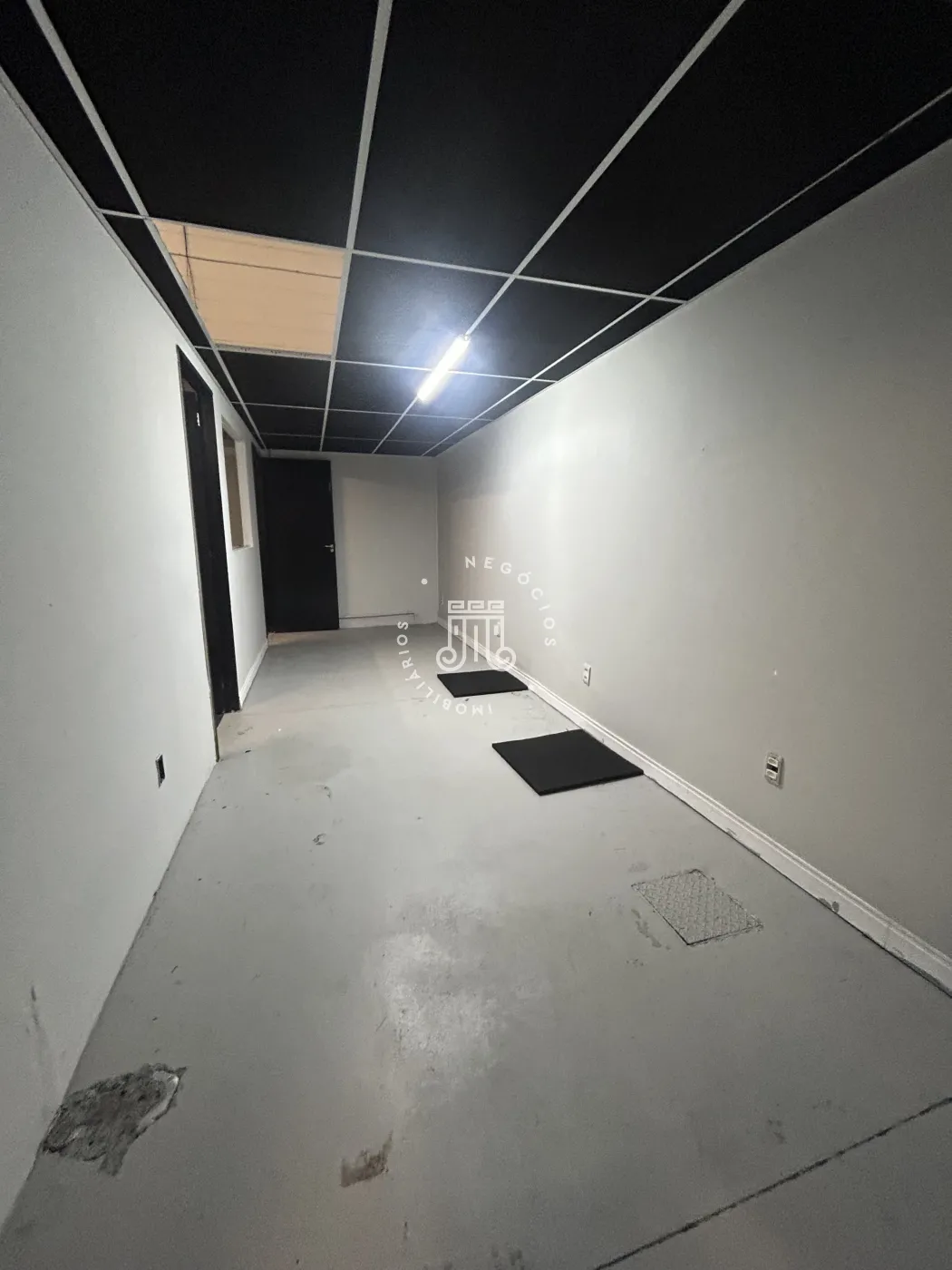 Alugar Comercial / Galp&atilde;o em V&aacute;rzea Paulista R$ 10.000,00 - Foto 20