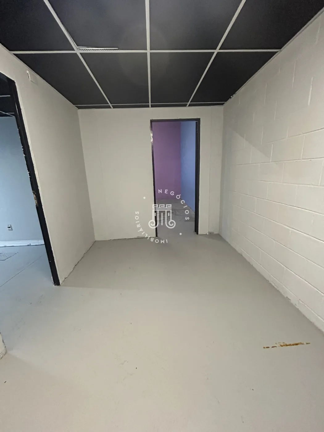 Alugar Comercial / Galp&atilde;o em V&aacute;rzea Paulista R$ 10.000,00 - Foto 26